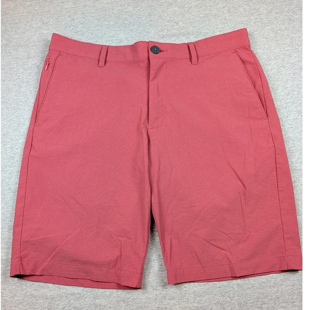 Tommy Bahama Chip Shot Golf Shorts Men 33 Pink Coral 10